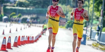 Jota García y su guía Diego Méntrida triatlón paralímpico