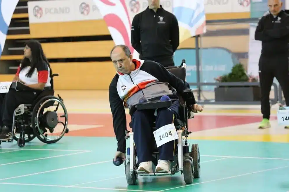 Vasile Agache, disciplina, serenidad y precisión en la boccia