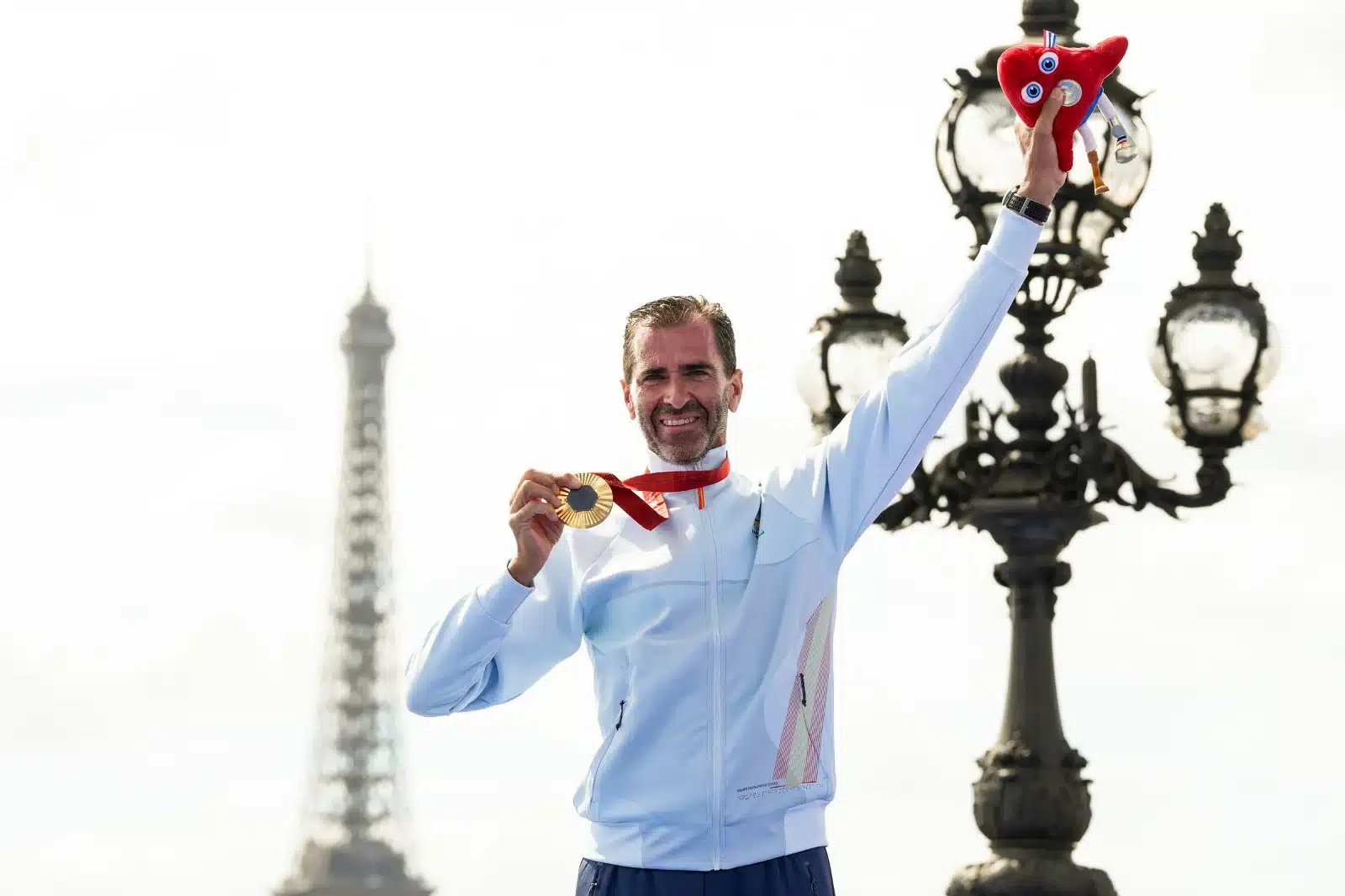 Dani Molina se corona en París con una remontada épica