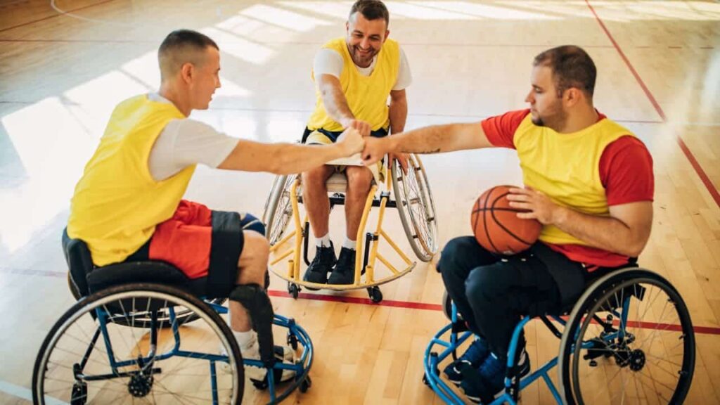 Reglas del baloncesto en silla de ruedas en equipo de 3 miembros