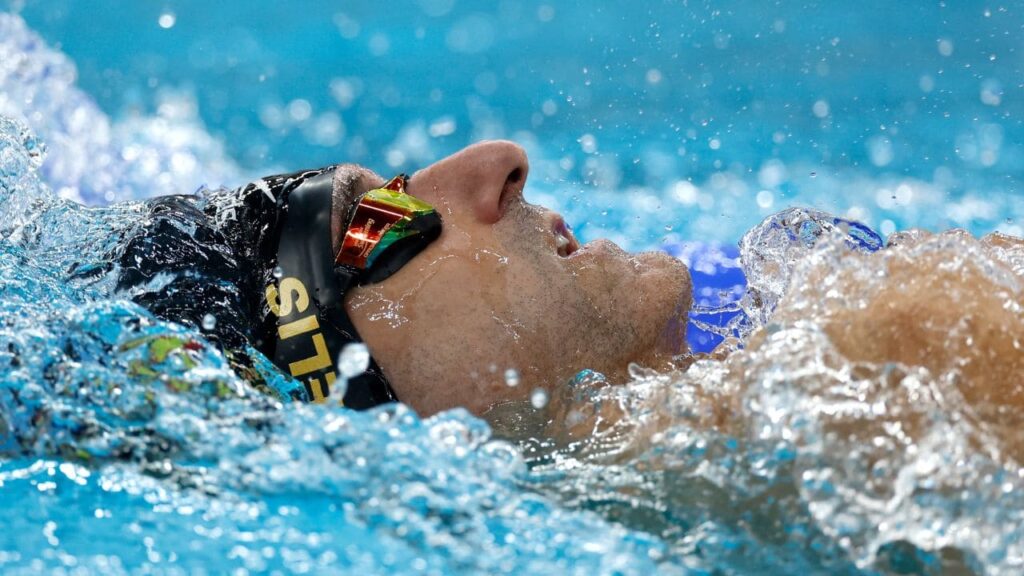 Albert Gelis, campeón del mundo tras una década alejado de las piscinas