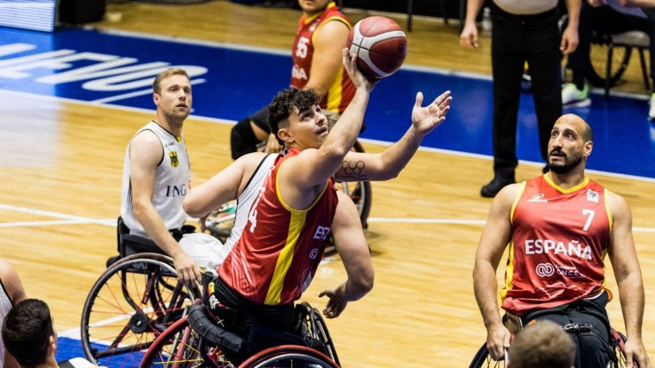 Victoria de España ante Alemania en el Europeo de baloncesto en silla en Sarajevo