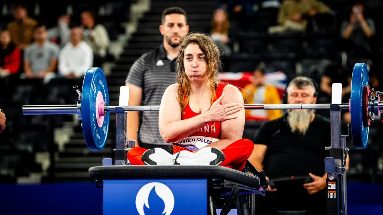 Loida Zabala en París en sus quintos Juegos Paralímpicos en halterofilia