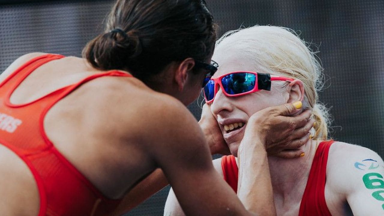 Susana Rodríguez y Sara Pérez ganan el Mundial de triatlón en Australia