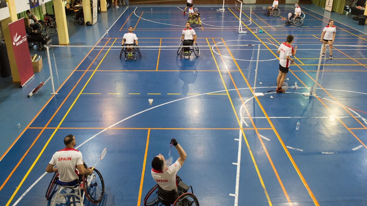 Bádminton paralímpico en el Hospital Nacional de Parapléjicos de Toledo