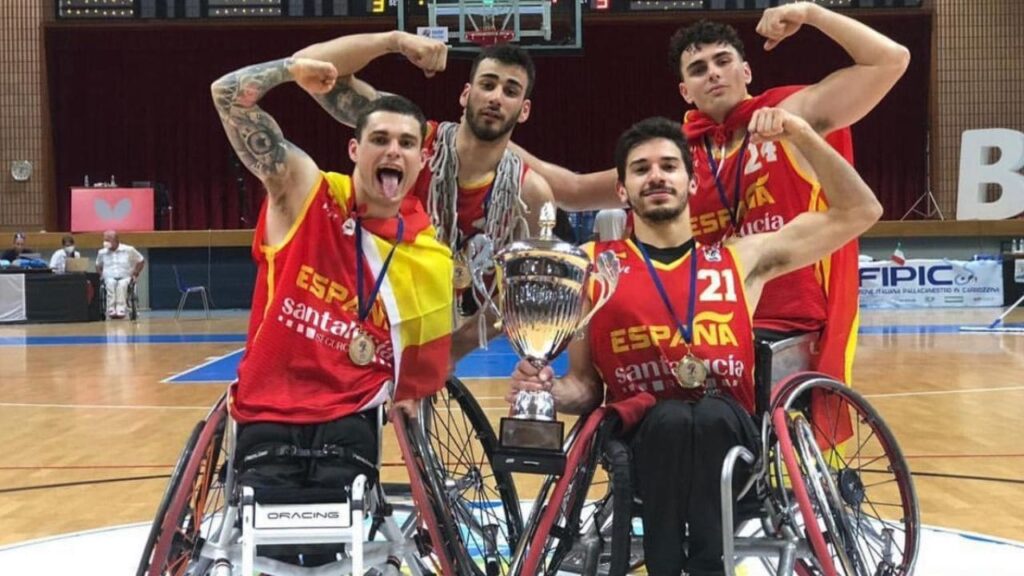 Los cuatro mosqueteros del baloncesto español en silla de ruedas