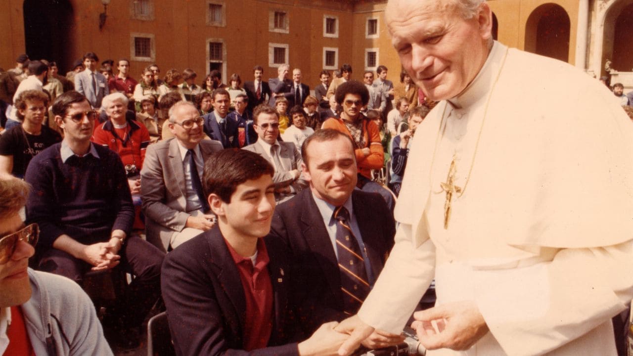 Eugenio Jiménez, el ‘Tarzán’ que domó las secuelas de la poliomielitis y aprendió a volar sobre el agua