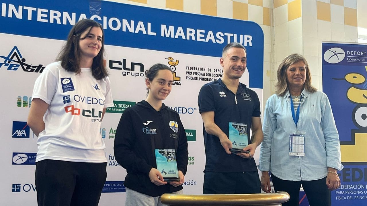 Íñigo Llopis y Beatriz Lérida ganan la Liga AXA de natación paralímpica en Oviedo