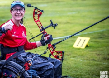 Isabel Fernández tiro con arco paralímpico