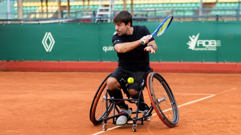 Martín de la Puente amplía su reinado en el Campeonato de España de tenis en silla