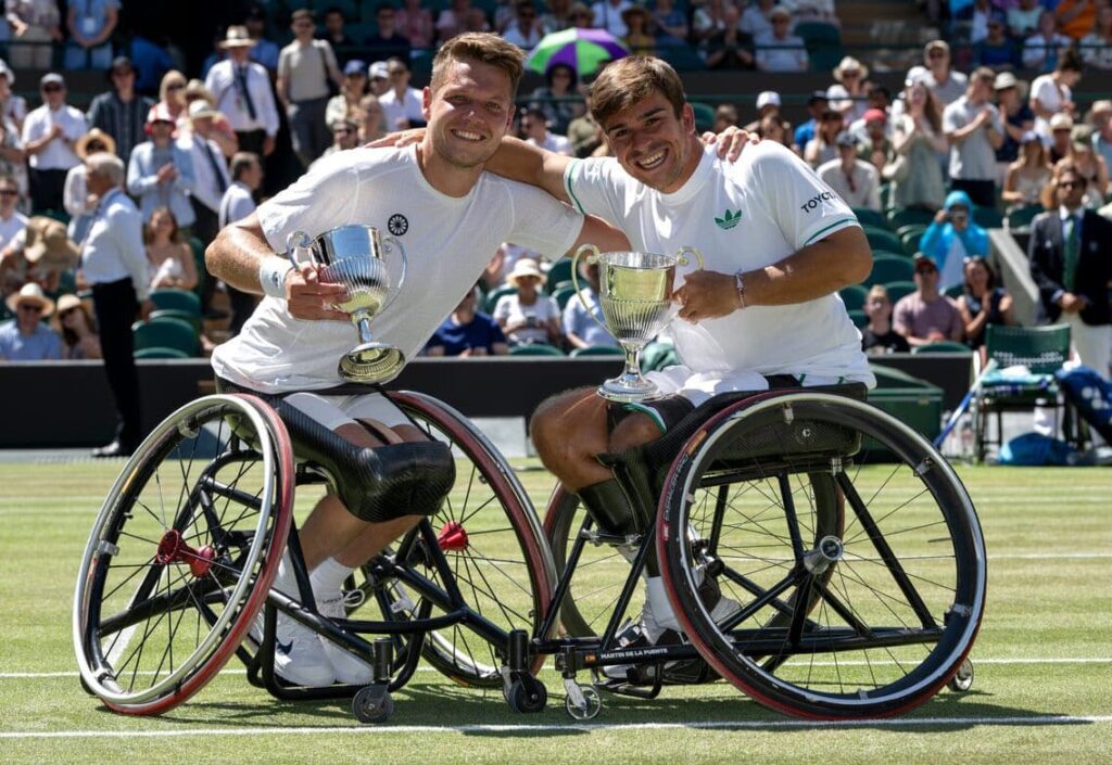 El tenis español en silla vive otro gran año liderado por De la Puente y Caverzaschi