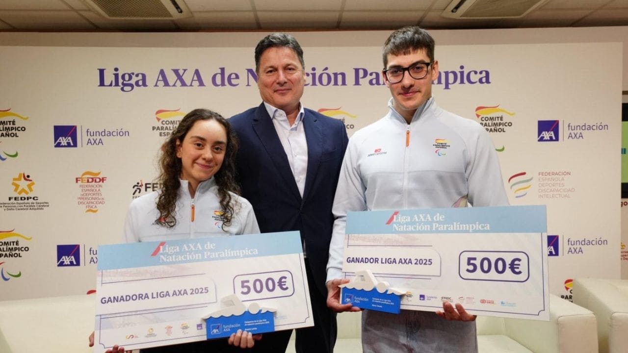 Beatriz Lérida y Marco Ozaeta Liga AXA natación paralímpica