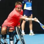 Martín de la Puente avanza a cuartos de final del Open de Australia de tenis en silla