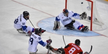 Partido internacional de hockey sobre hielo paralímpico