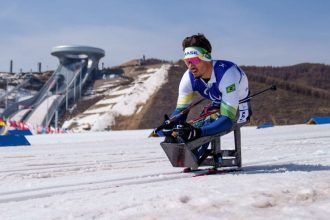 Cristian Ribera, el esquiador paralímpico forjado bajo el sol brasileño que conquista la nieve