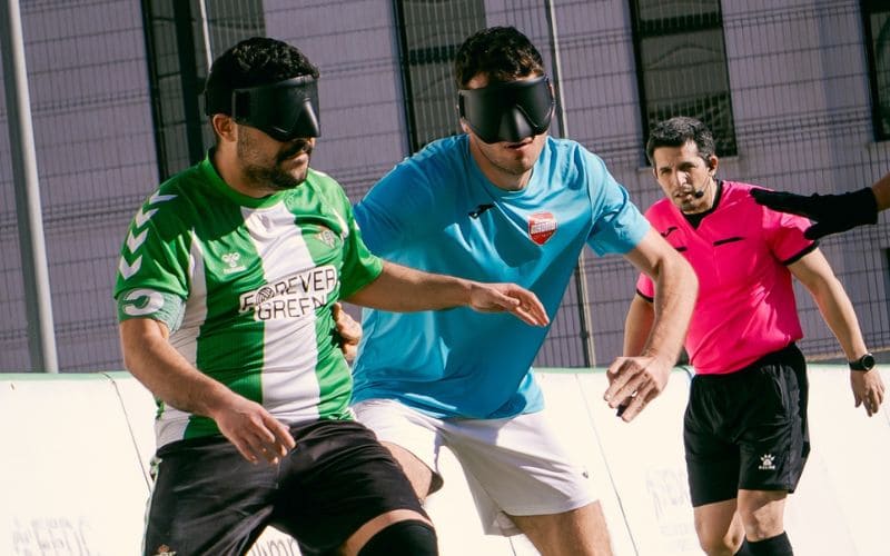 Partido entre el Real Betis y Madrid de la Liga de fútbol para ciegos