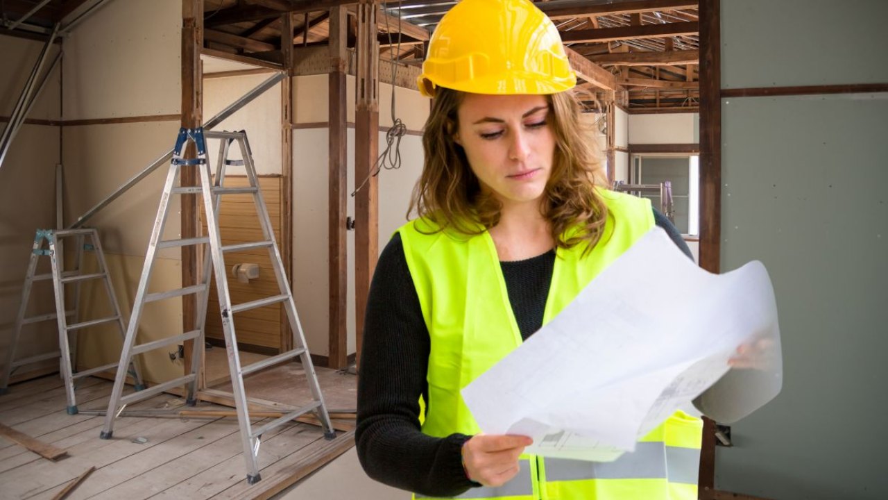 Al menos el 4 % de los pisos de vivienda protegida tendrán que ser accesibles: quién puede optar a ellos con la nueva ley de discapacidad y cómo conseguir uno