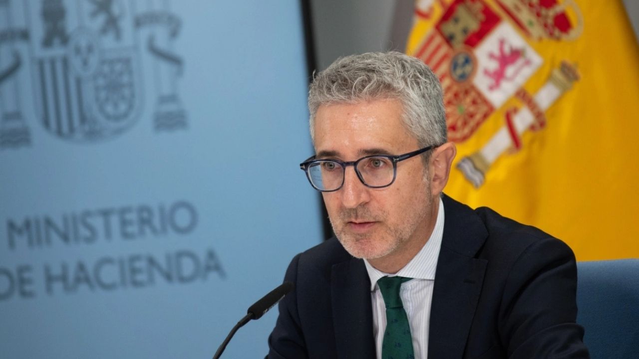 La nueva ayuda de la dependencia para cuidados en la vivienda tampoco pagará IRPF: Hacienda la suma a las prestaciones exentas