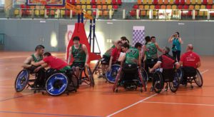 Zuzenak da la campanada y asciende a División de Honor